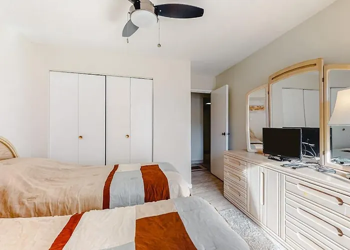 Phoenix 106 Holiday home